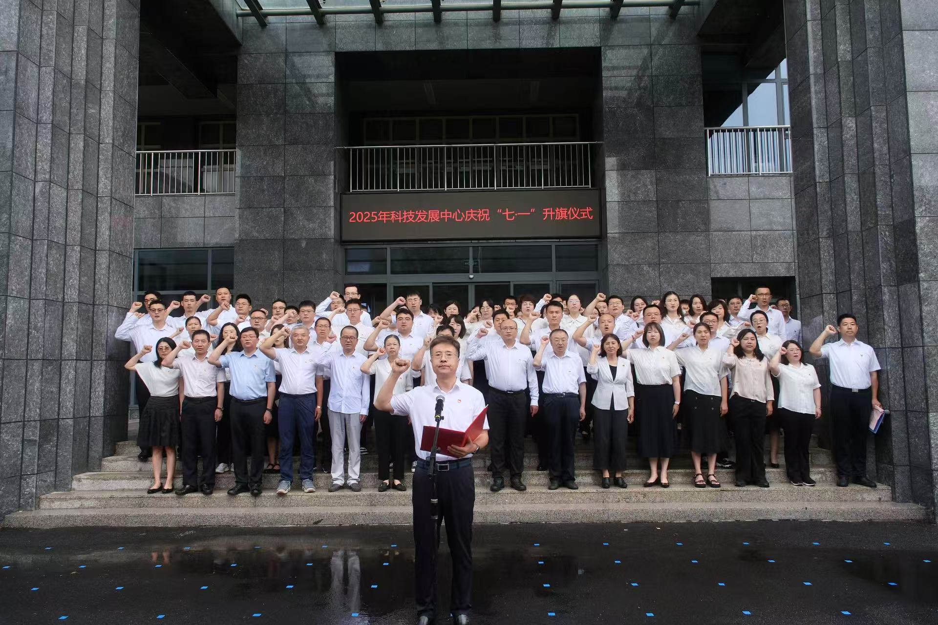 a8302988e5ec8a374c6b86fddc0dba61.jpg a8302988e5ec8a374c6b86fddc0dba61.jpg